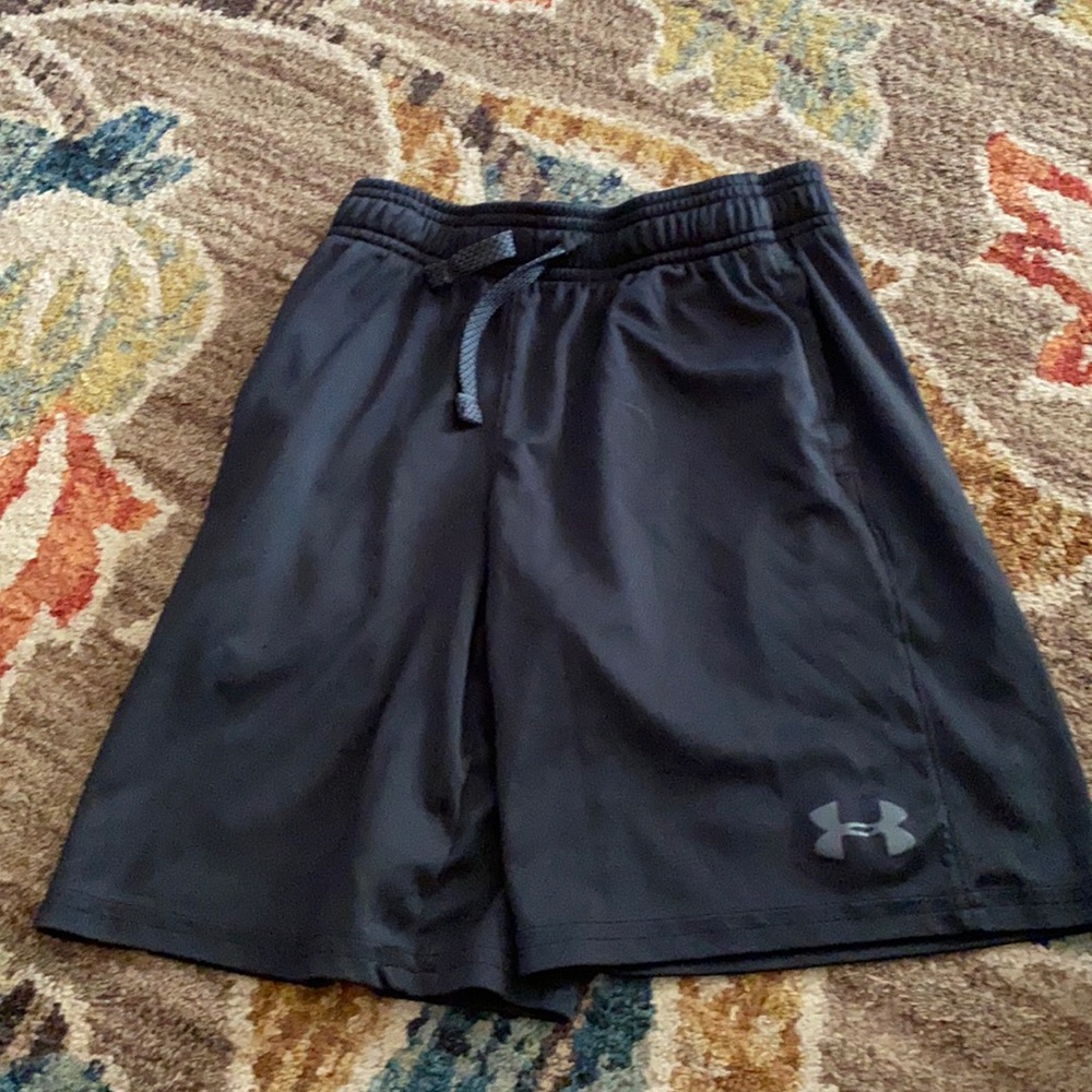 Boys UA shorts